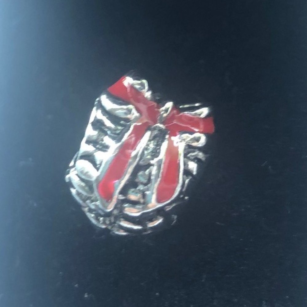 NIB Retired Pandora Pine Cone with Red Enamel Bow - Picture 5 of 6
